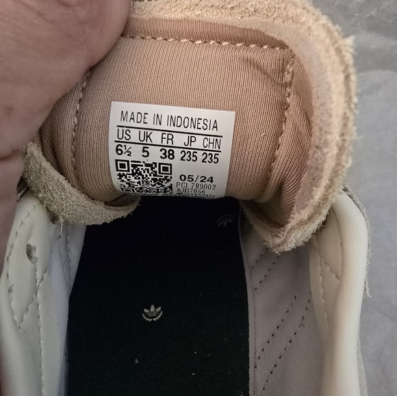 Adidas Originals Women's Gazelle Bold Shoes - Picture 9 of 12